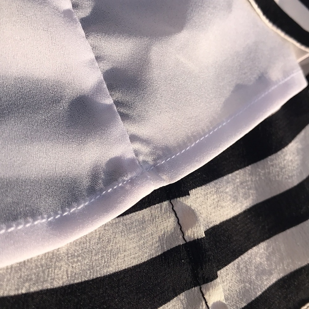 🎯NWOT BCBGMaxAzria Dana Stripe Open Back Halter Top - Picture 6 of 13